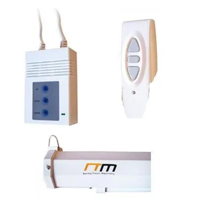 150 Electric Motorised Projector Screen TV  Remote"
