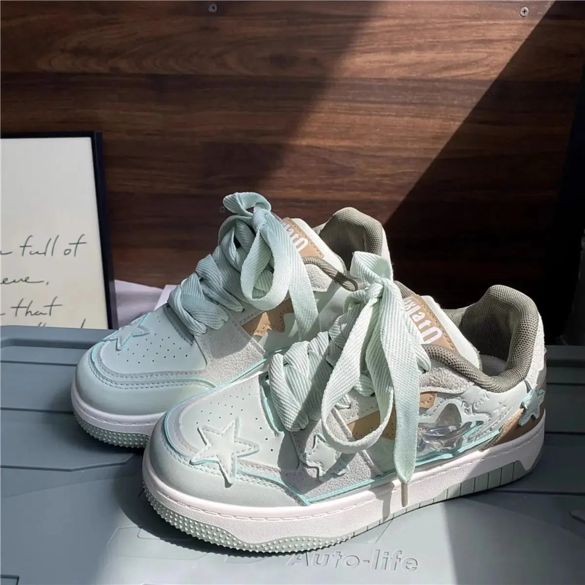 2023 New Style Pink Cute Women's Shoes Letter Versatile Kawaii Women Shoes Little Girl Pink Wear-resistant Sneakers