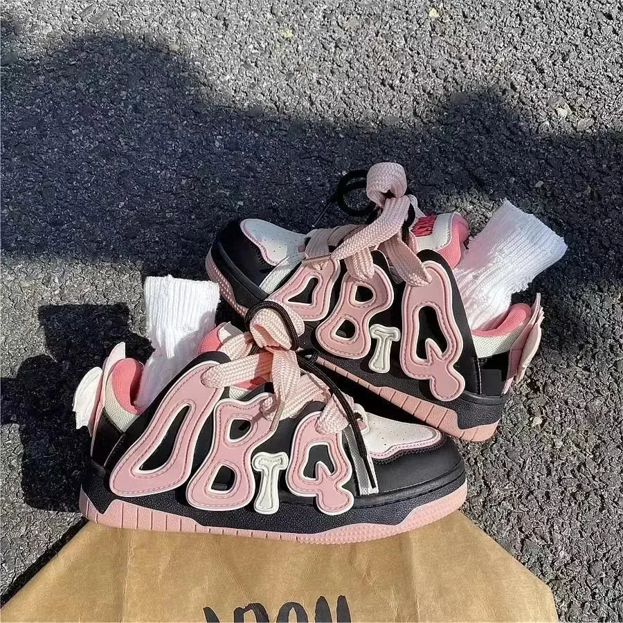 2023 New Style Pink Cute Women's Shoes Letter Versatile Kawaii Women Shoes Little Girl Pink Wear-resistant Sneakers