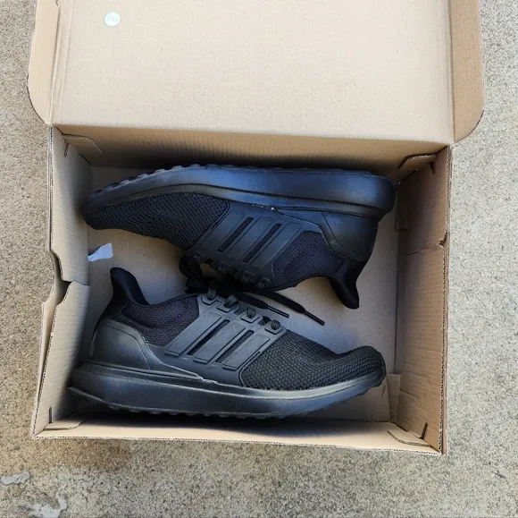 Adidas UBounce DNA Shoes