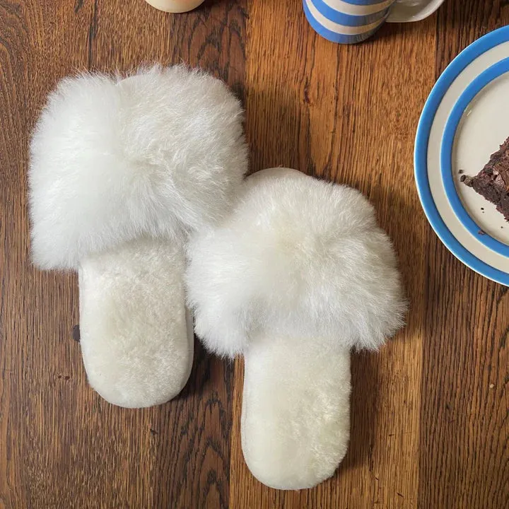 Alpaca Fur Slides