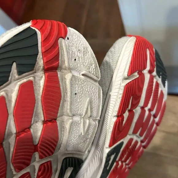 Altra Torin 6 shoes. EXCELLENT Size 10 men’s