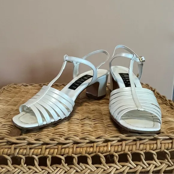 Amalfi Italian Leather Sandals (Gently worn)