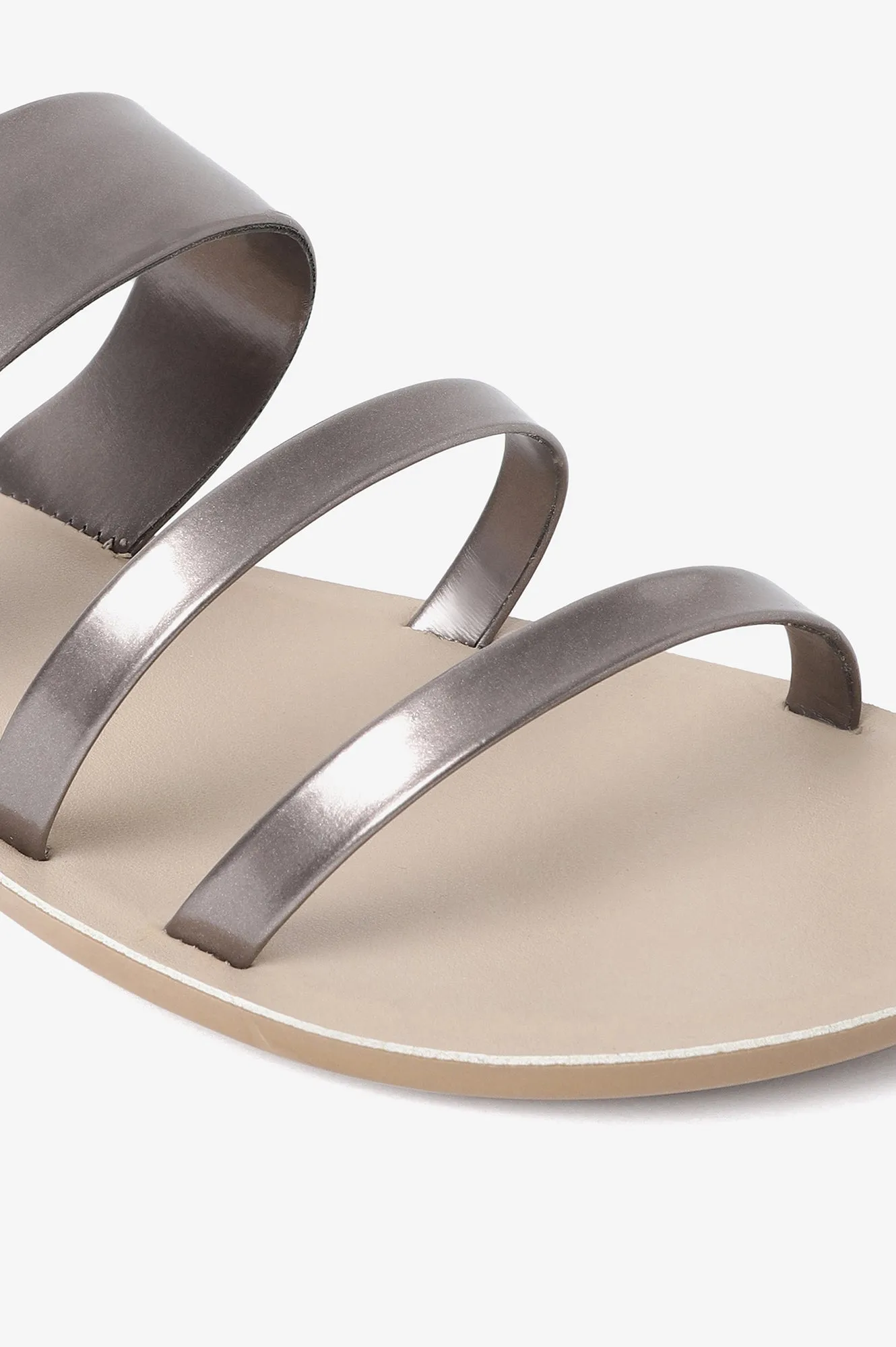 Aurelia Na Pewter Almond Toe Flat