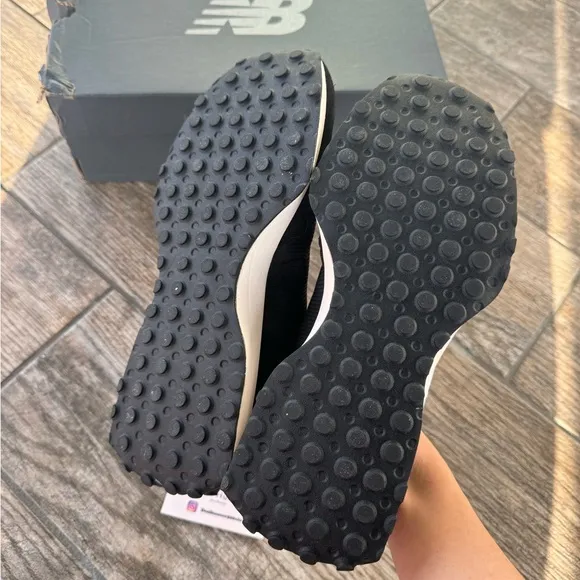 Brand New New Balance 327GS Big Kids Shoes