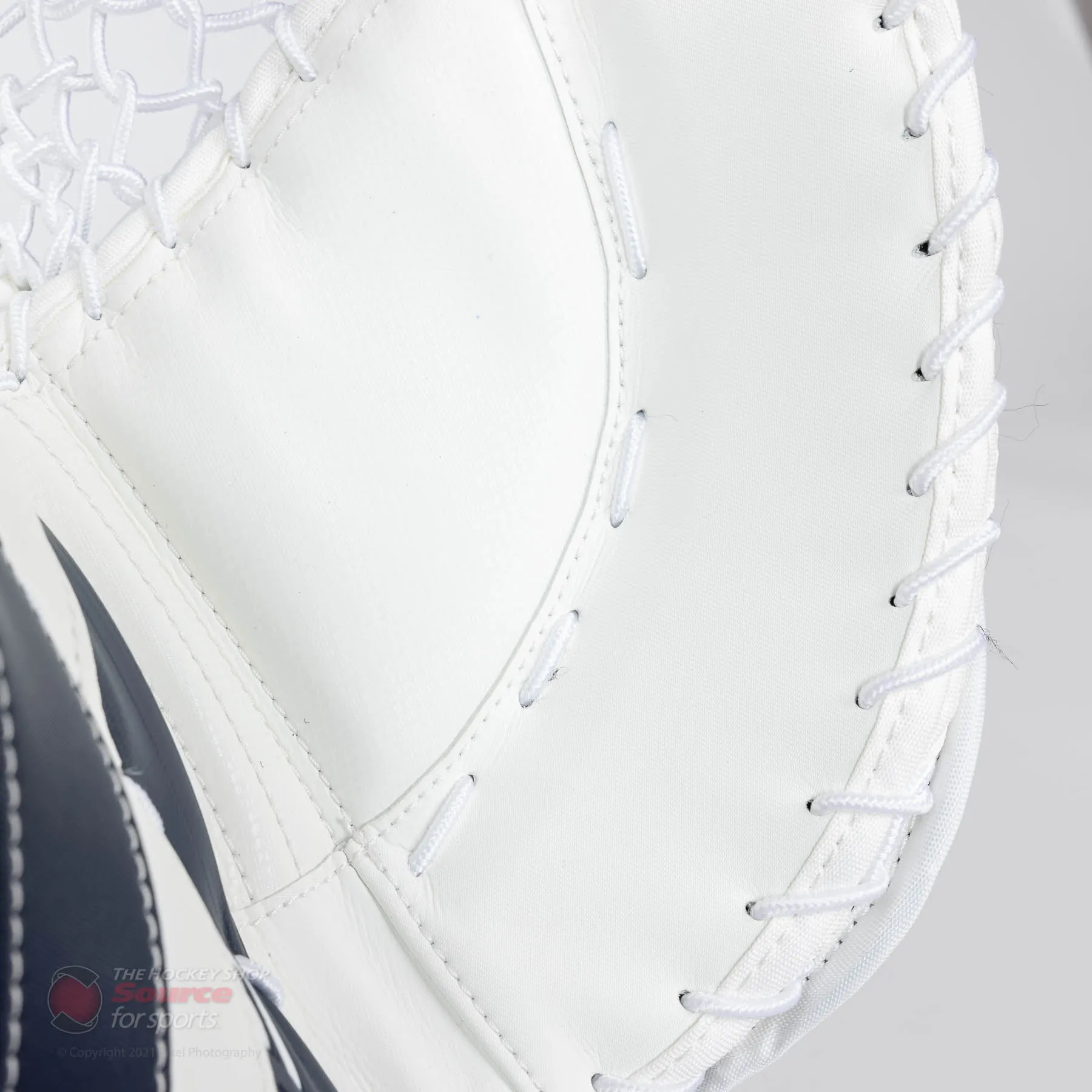 CCM Extreme Flex E5.9 Intermediate Goalie Catcher