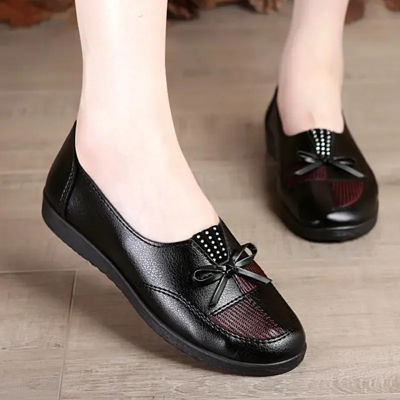 Cheap Shoes Women Leather Flats Female Flats Spring Shoes 2021 Classic Women's Loafers Casual Leather Shoes Mom Flats