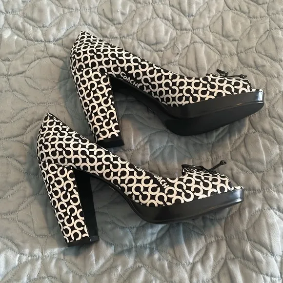 Coach shoes, size 8. Never worn