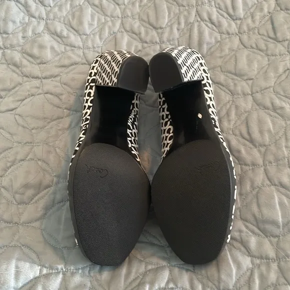 Coach shoes, size 8. Never worn