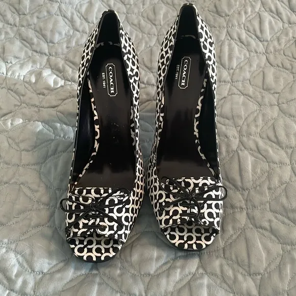 Coach shoes, size 8. Never worn