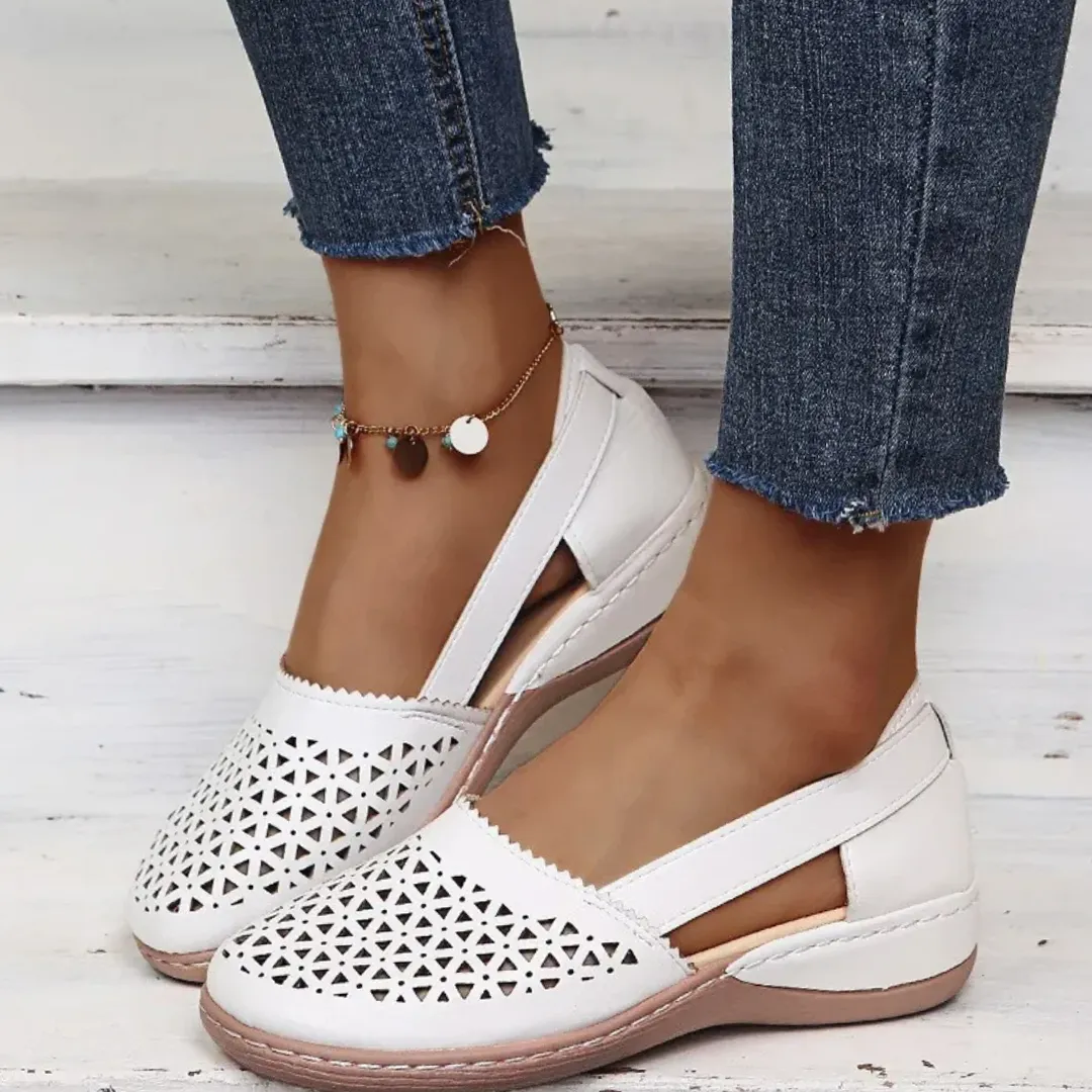 Cut-Out Loafers | Pink | Lightweight and Breathable