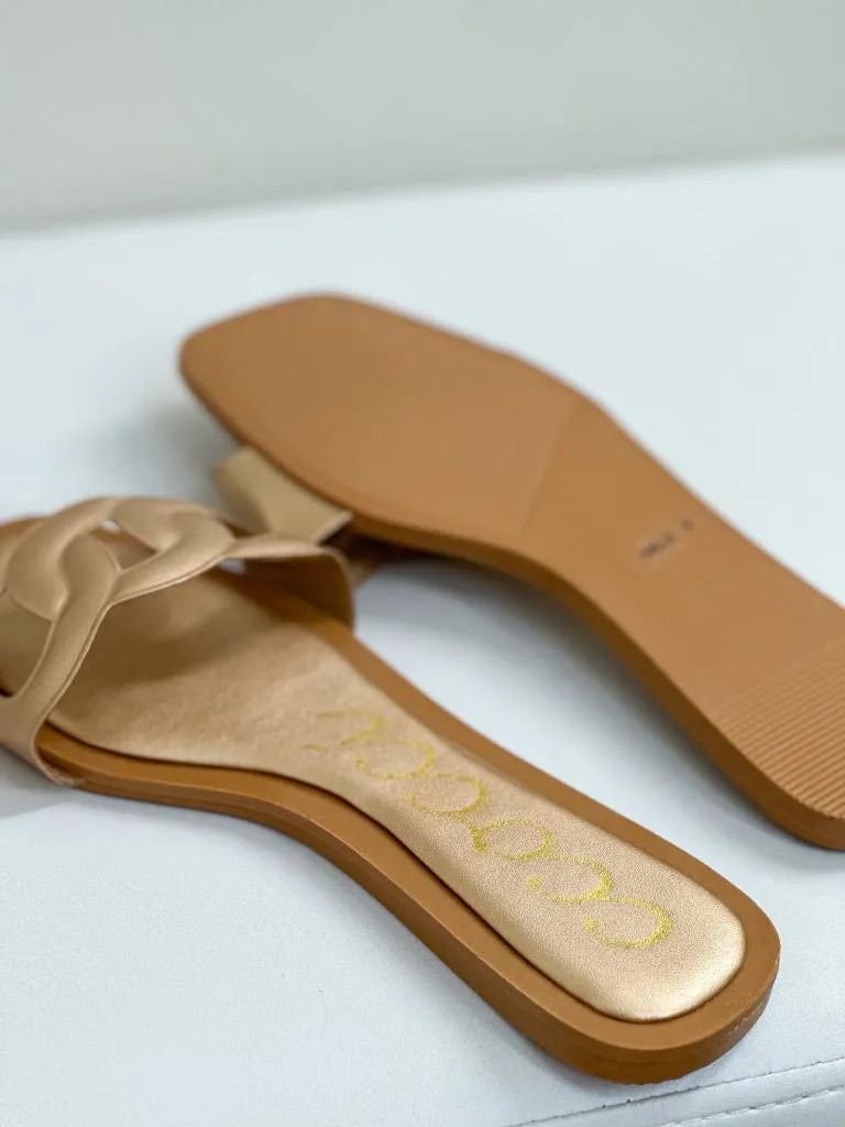 Halle Sandal {Champagne}