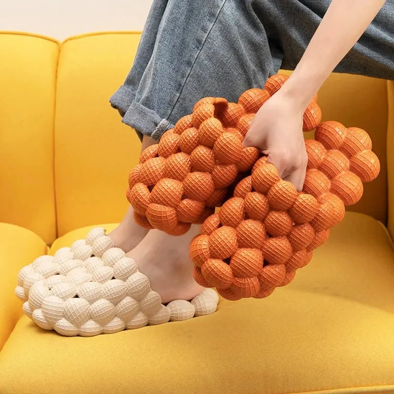 Innovative Women's Slippers Trend Personality Non-slip Bubble Shoes Comfortable High-quality Soft-soled EVA Couple Flat sandals