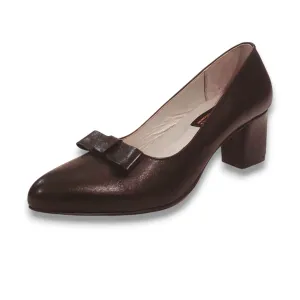 Ladies leather court shoe LS62