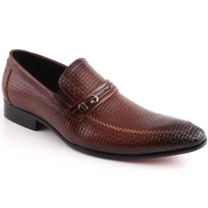 Men “PARSON” Textured Moc Toe Dual Shade Buckle Loafer Shoes