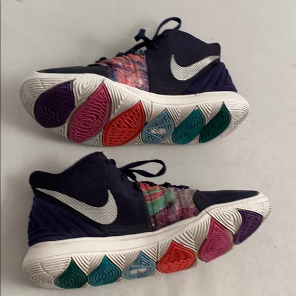 Nike Kyrie 5 GS Galaxy multicolor basketball sneakers 6.5Y