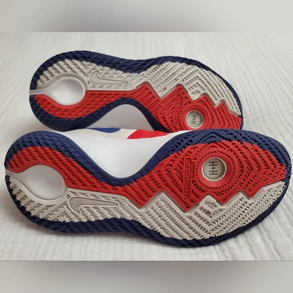 Nike Kyrie Irving Flytrap USA Basketball Shoes Men’s Size 7 Athletic Classic