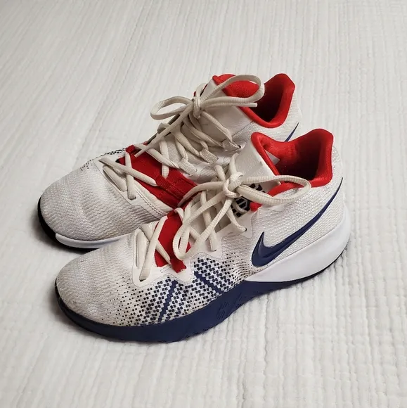 Nike Kyrie Irving Flytrap USA Basketball Shoes Men’s Size 7 Athletic Classic