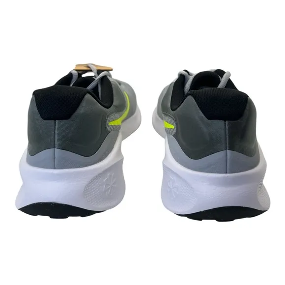 Nike Men's Revolution 7 Running Wolf Gray Sneaker, Size 11.5