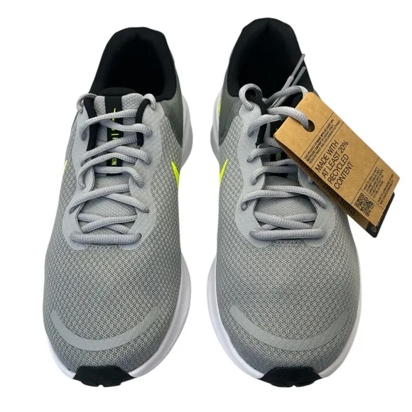 Nike Men's Revolution 7 Running Wolf Gray Sneaker, Size 11.5