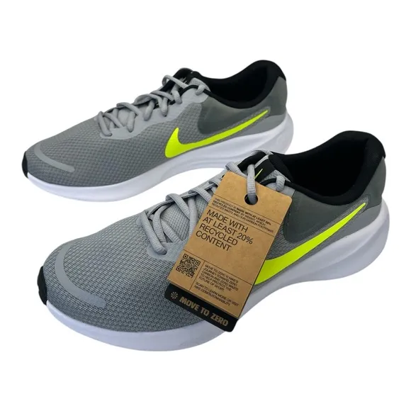 Nike Men's Revolution 7 Running Wolf Gray Sneaker, Size 11.5