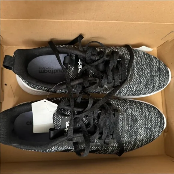 NWT Mens Lite Racer Adidas Shoes