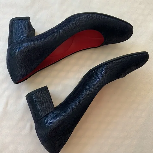 Pas de Rouge Navy Pumps Block Heel Size 36 or 6.