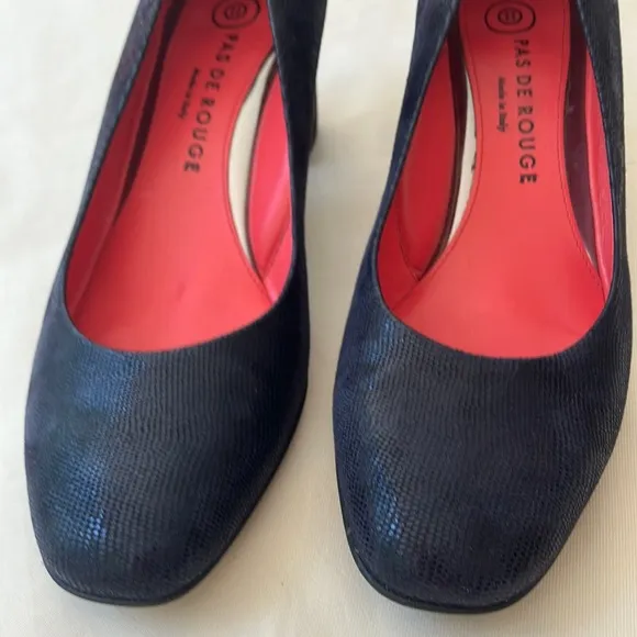 Pas de Rouge Navy Pumps Block Heel Size 36 or 6.