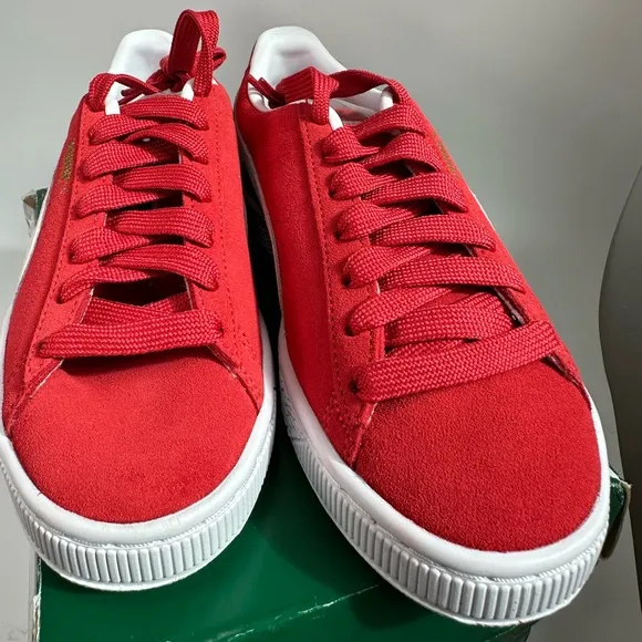 Puma Suede Classic XXI 37491502 Women’s Red Suede Lifestyle Sneakers Shoes Sz 7