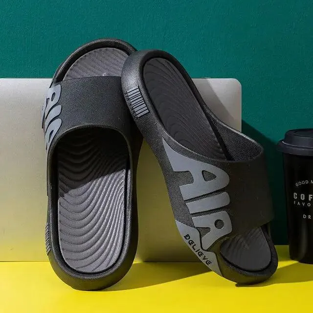 SUMMERTRAIL Men's Anti-Slip Slippers