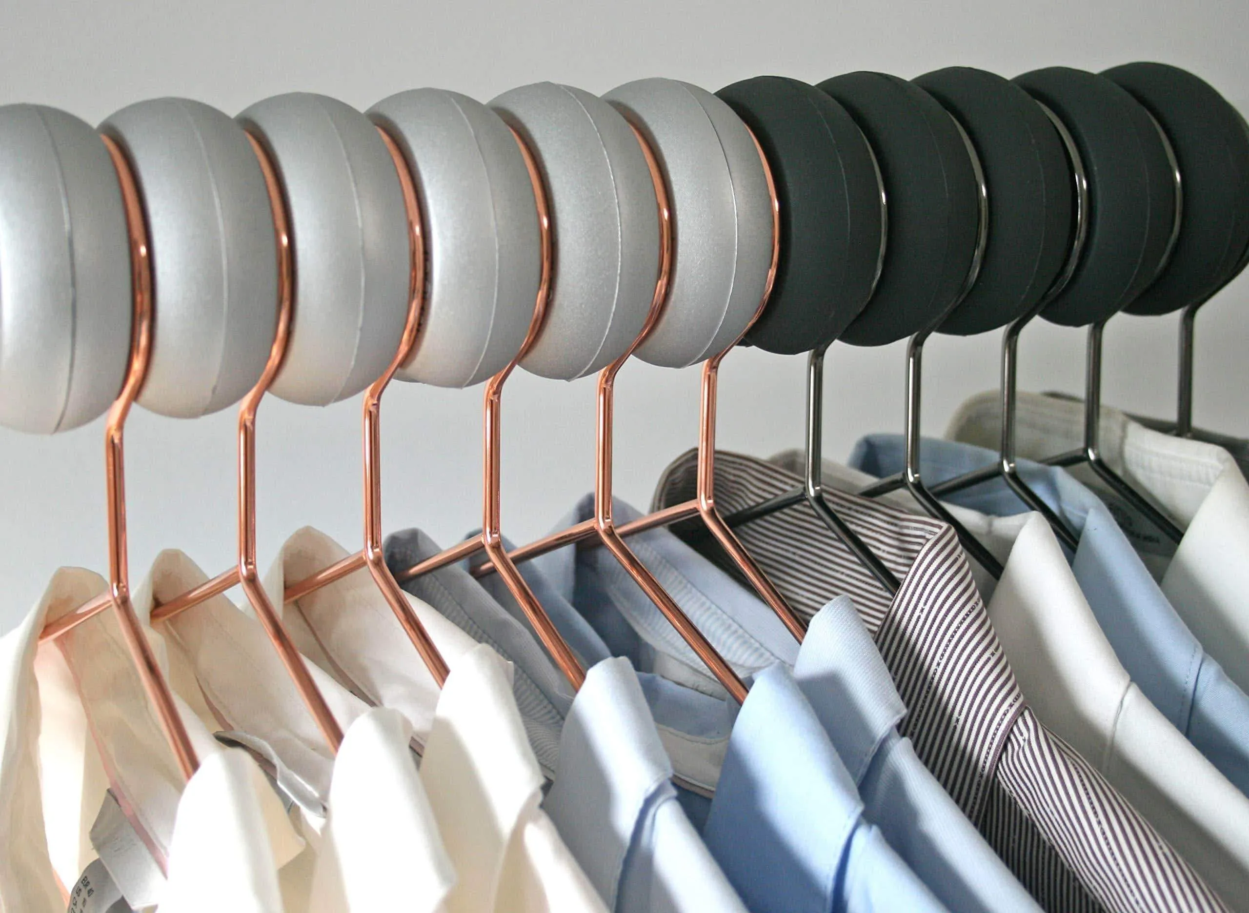 Xangar Hanger Spacers, Hanger Dividers, Garment Dividers, Round Clothing Size Dividers, Closet Clothes Organizer System for Adults, Teens and Kids (Gray 50 Pack)