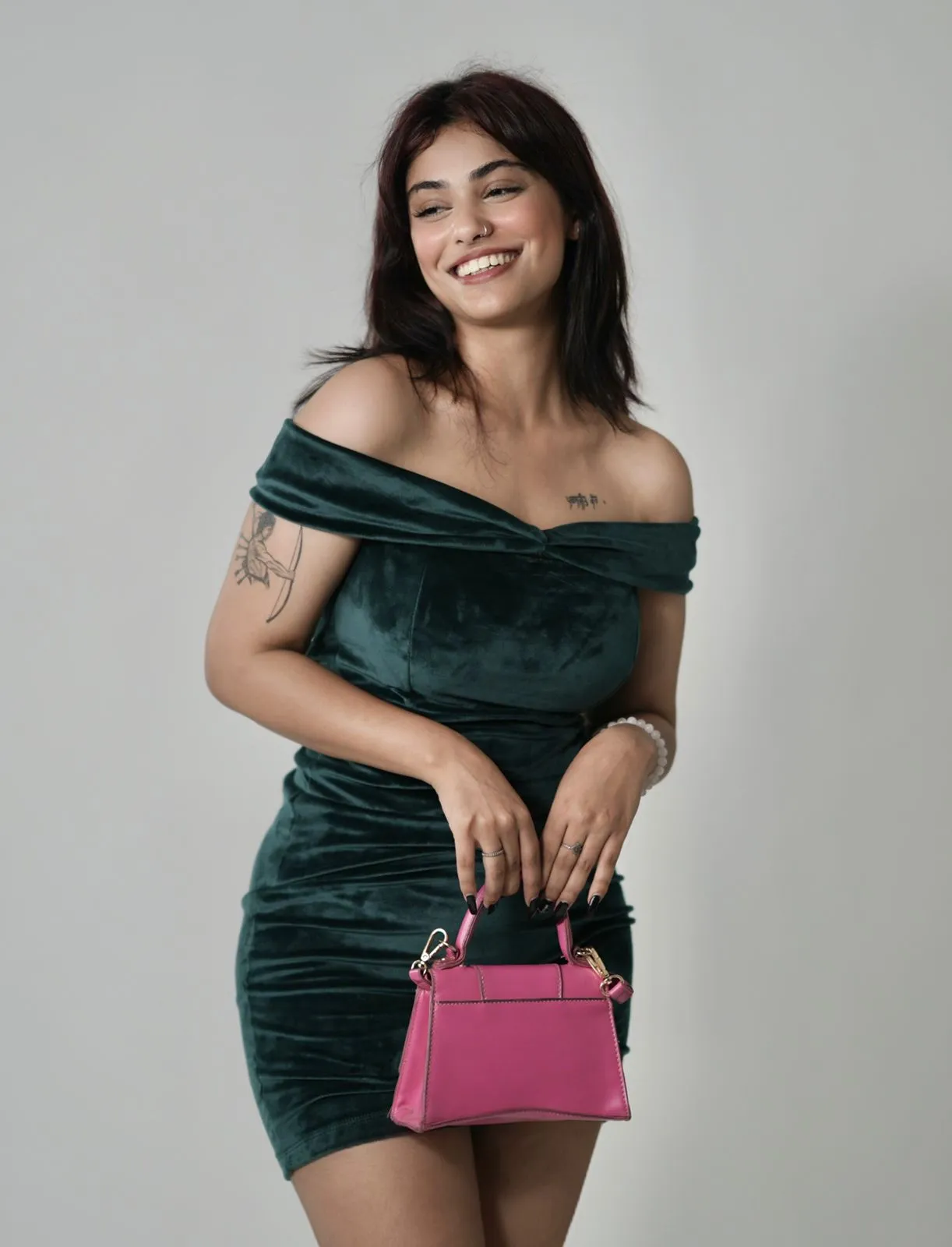 Xavie-Off shoulder dress (Emerald)